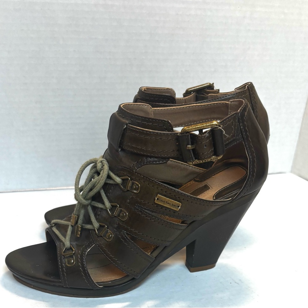 Calvin Klein Jeans strappy Jessica Gladiator sandals size 7M brown
